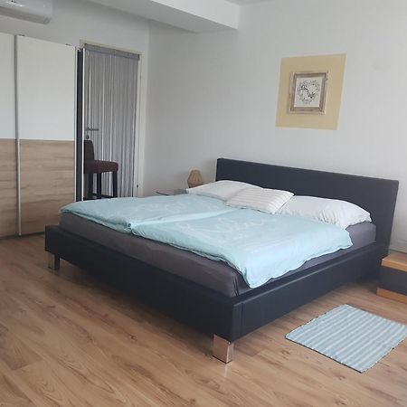 Hamo Apartments & Soba 鲁巴达 外观 照片